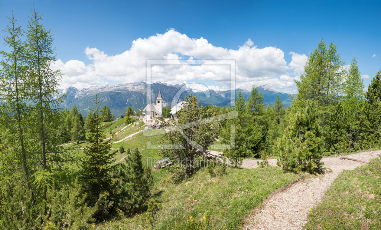 Bild-Nr.: 12854444 Chiesa di Santa Croce am Heiligkreuzkofel erstellt von SusaZoom