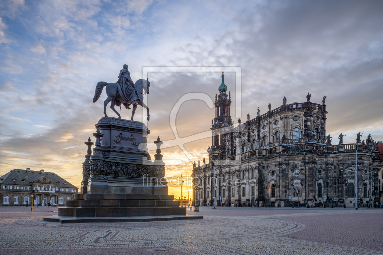 Bild-Nr.: 12861146 Katholische Hofkirche in Dresden erstellt von eyetronic