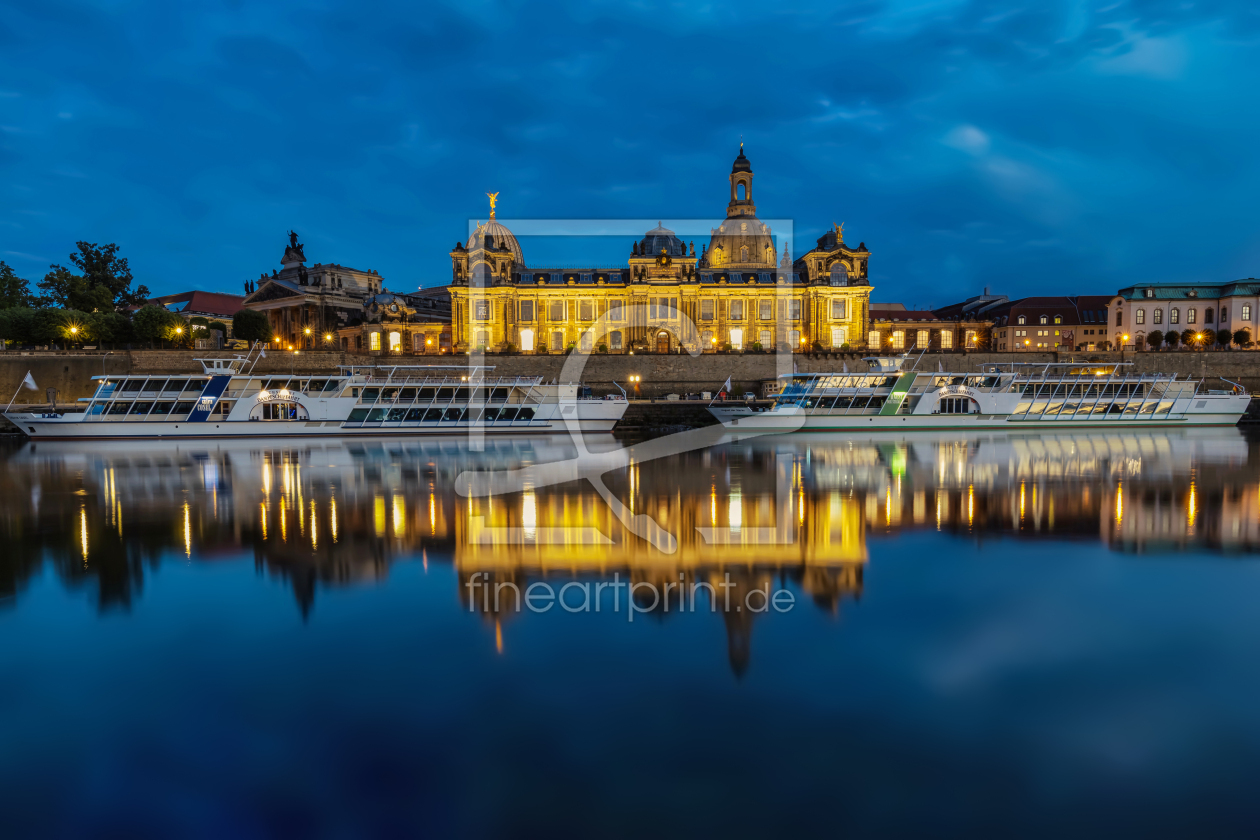Bild-Nr.: 12871649 Dresden Panorama - blaue Stunde erstellt von uh-Photography