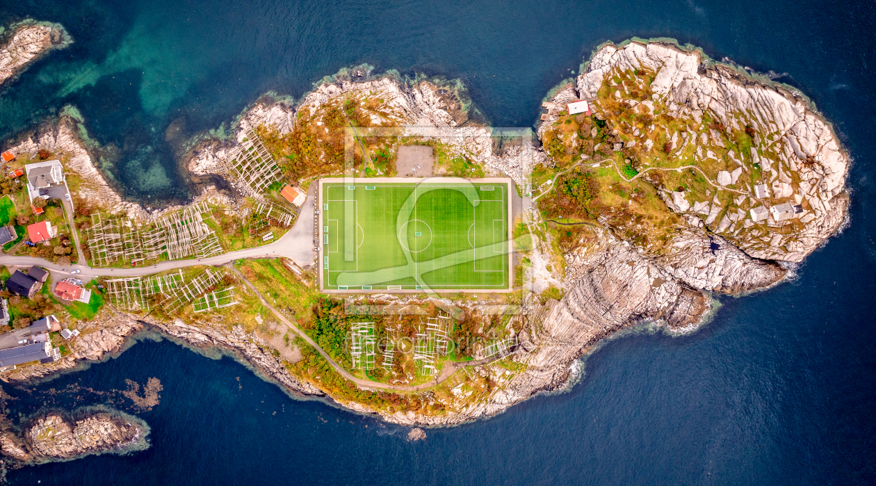 Bild-Nr.: 12875296 Fußballstadion Henningsvaer Lofoten erstellt von Achim Thomae