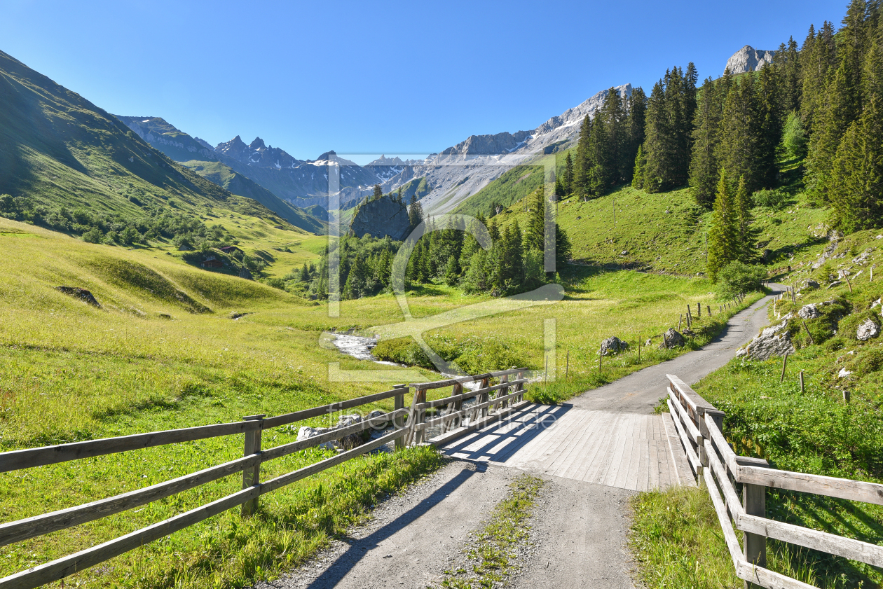 Bild-Nr.: 12875430 Wanderweg Gafiertal im Prättigau I erstellt von SusaZoom