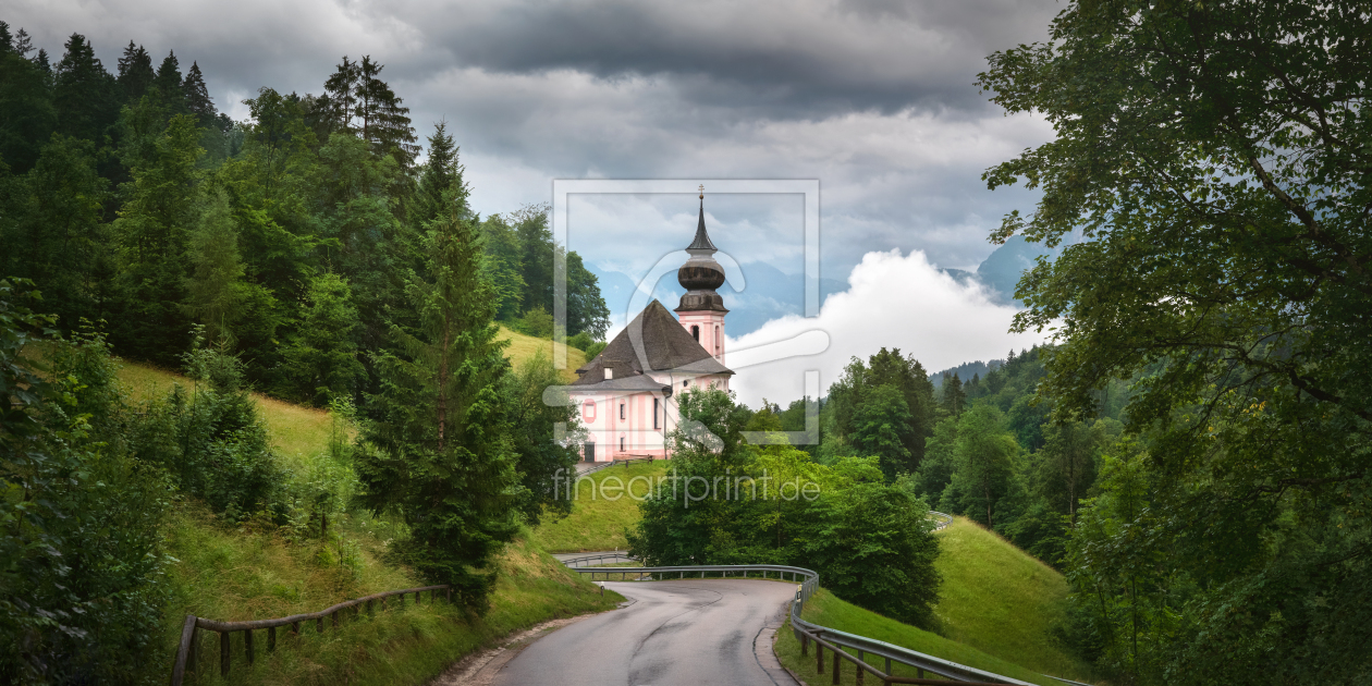 Bild-Nr.: 12876516 Idyllische kleine Kirche im Herzen der Natur erstellt von Smileus