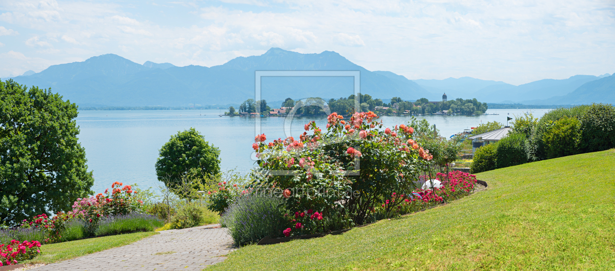 Bild-Nr.: 12877979 Park in Gstadt mit Blick zur Fraueninsel Chiemsee erstellt von SusaZoom