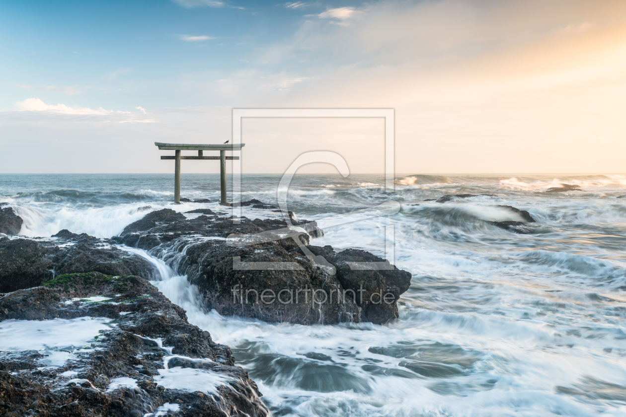 Bild-Nr.: 12878054 Japanisches Torii am Meer erstellt von eyetronic