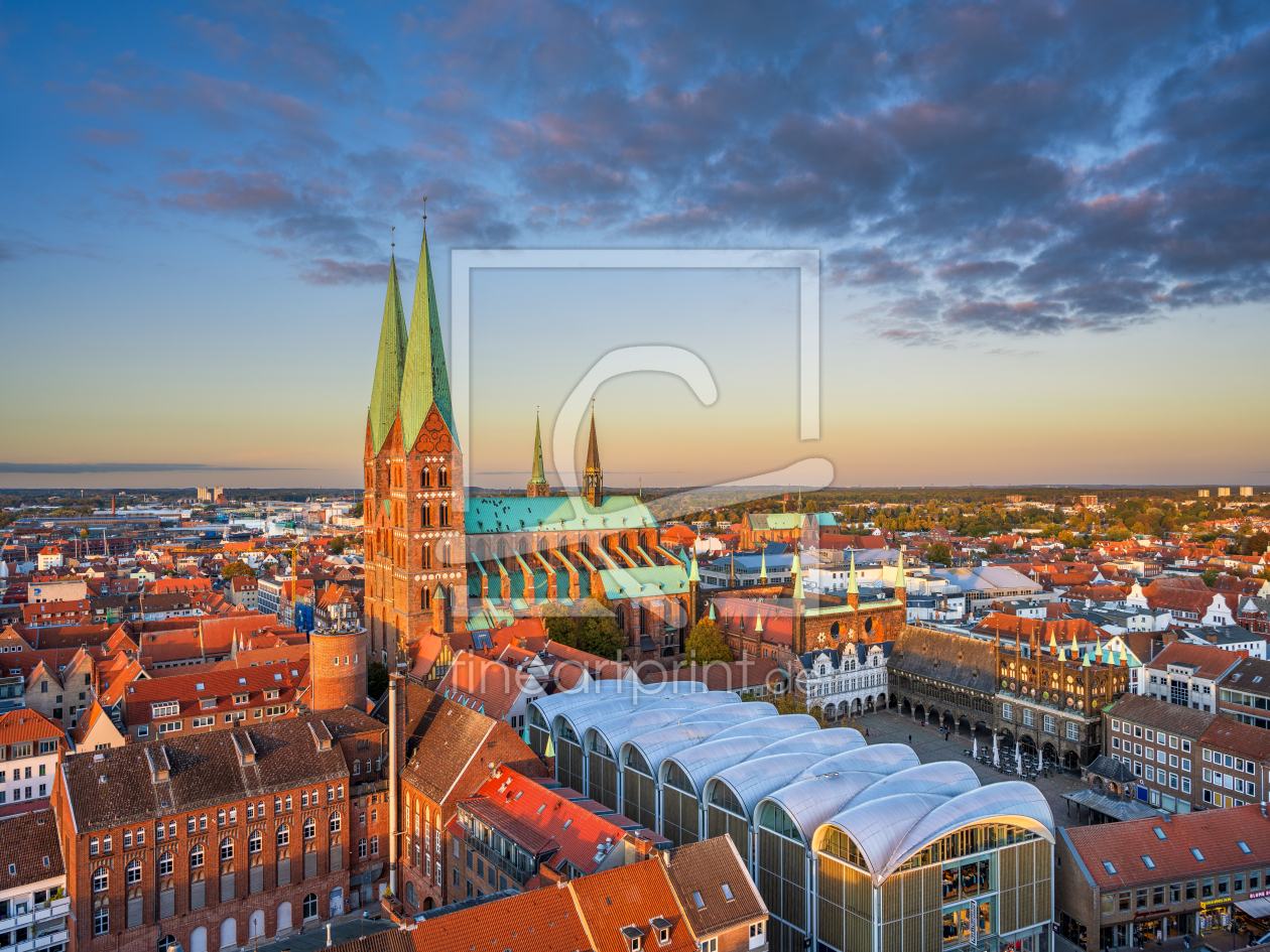 Bild-Nr.: 12879974 Marienkirche in Lübeck erstellt von Mapics