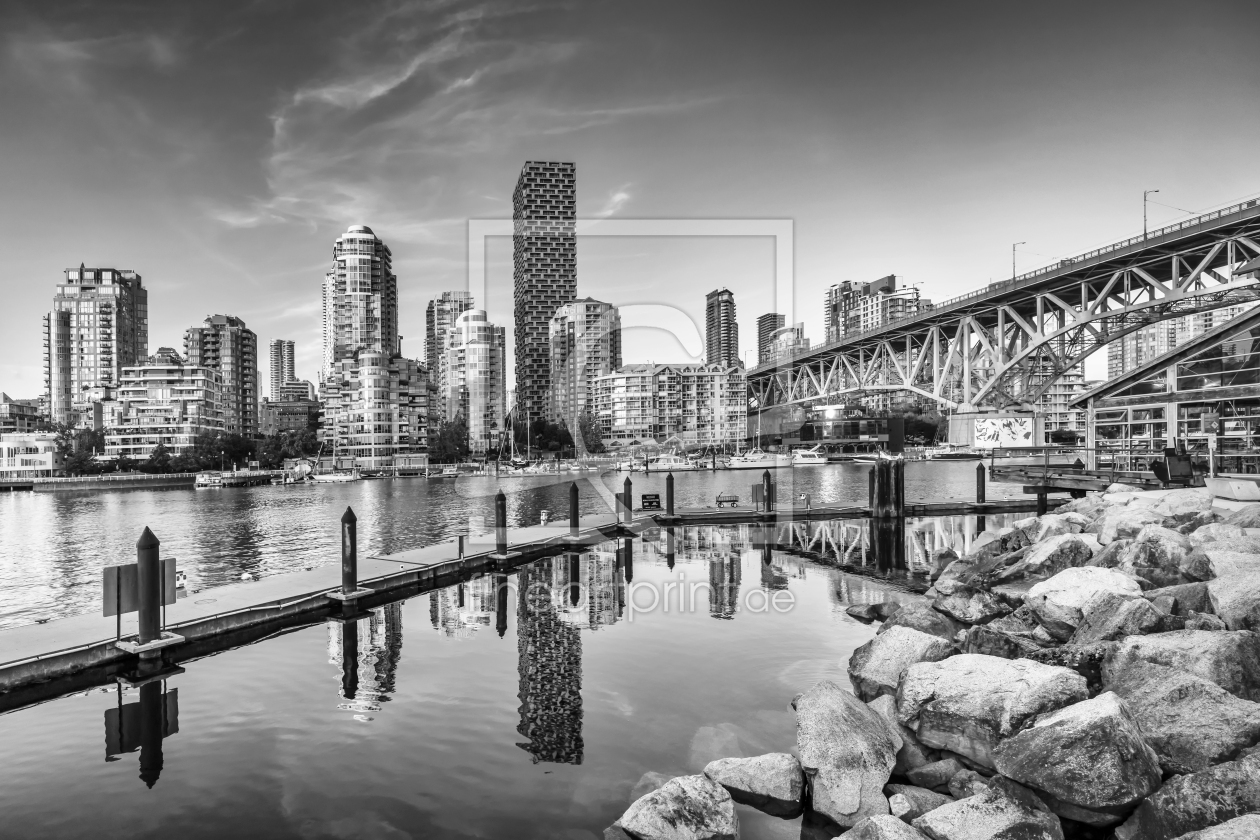 Bild-Nr.: 12880006 Granville Island in Vancouver in Monochrom erstellt von Melanie Viola