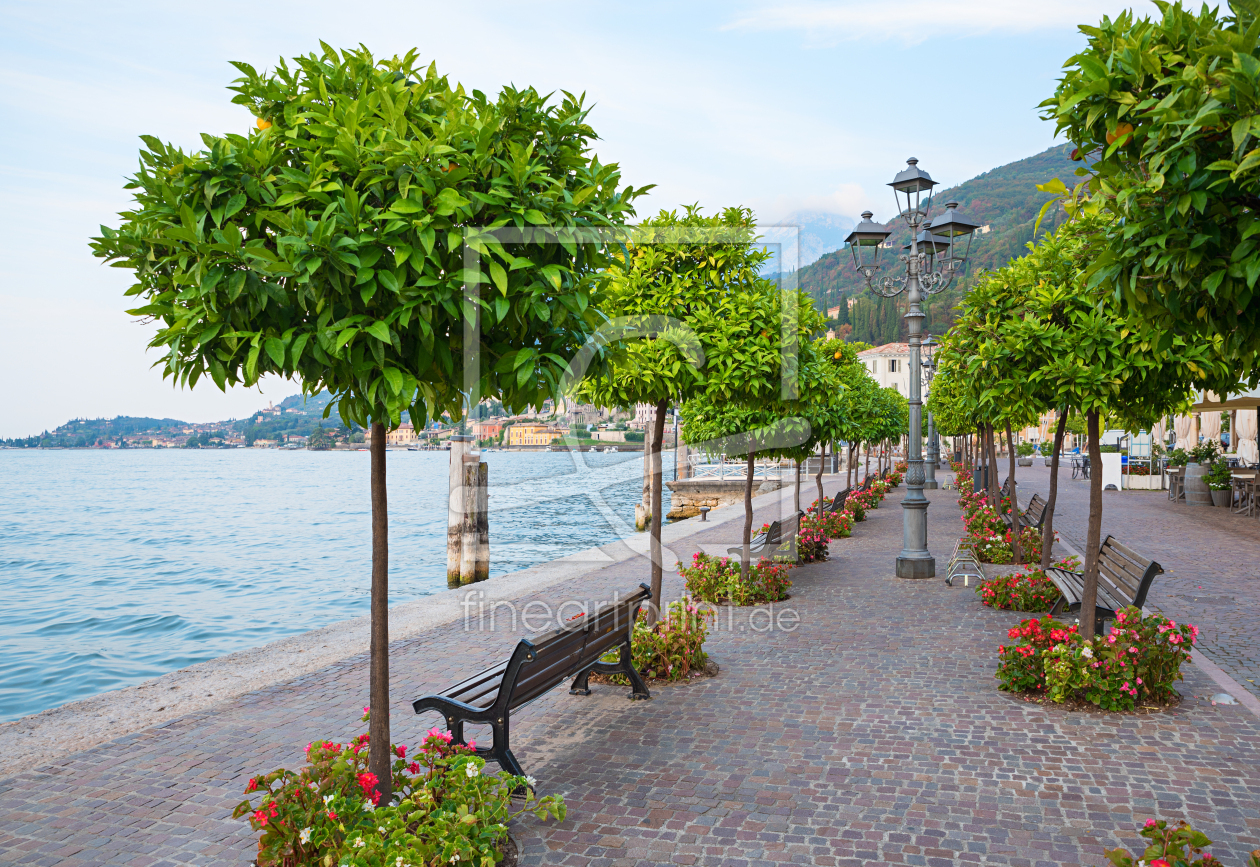 Bild-Nr.: 12885454 Uferpromenade Gargnano am Gardasee erstellt von SusaZoom