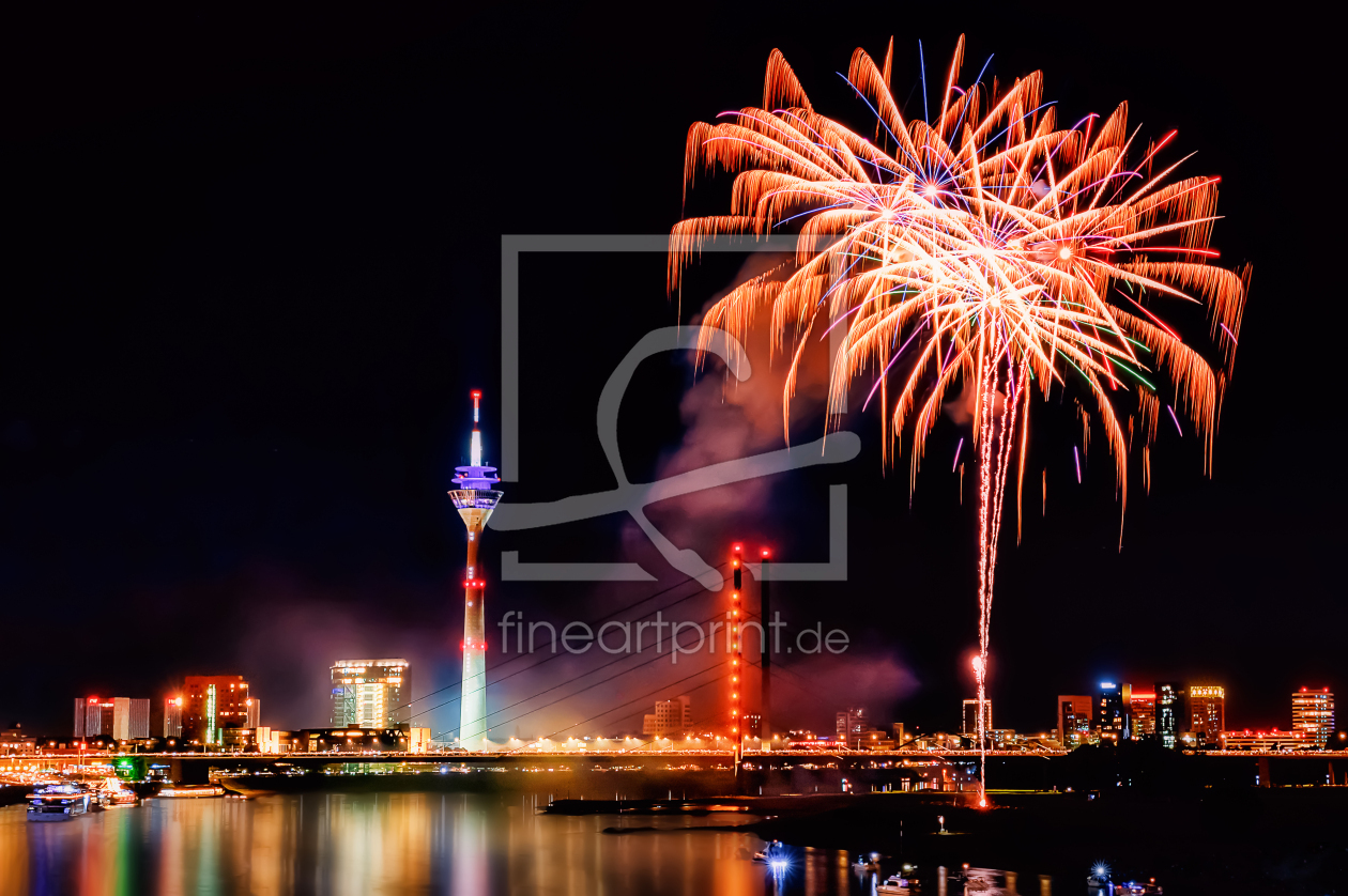 Bild-Nr.: 12886974 Feuerwerk - Düsseldorf - Japan-Tag erstellt von uh-Photography