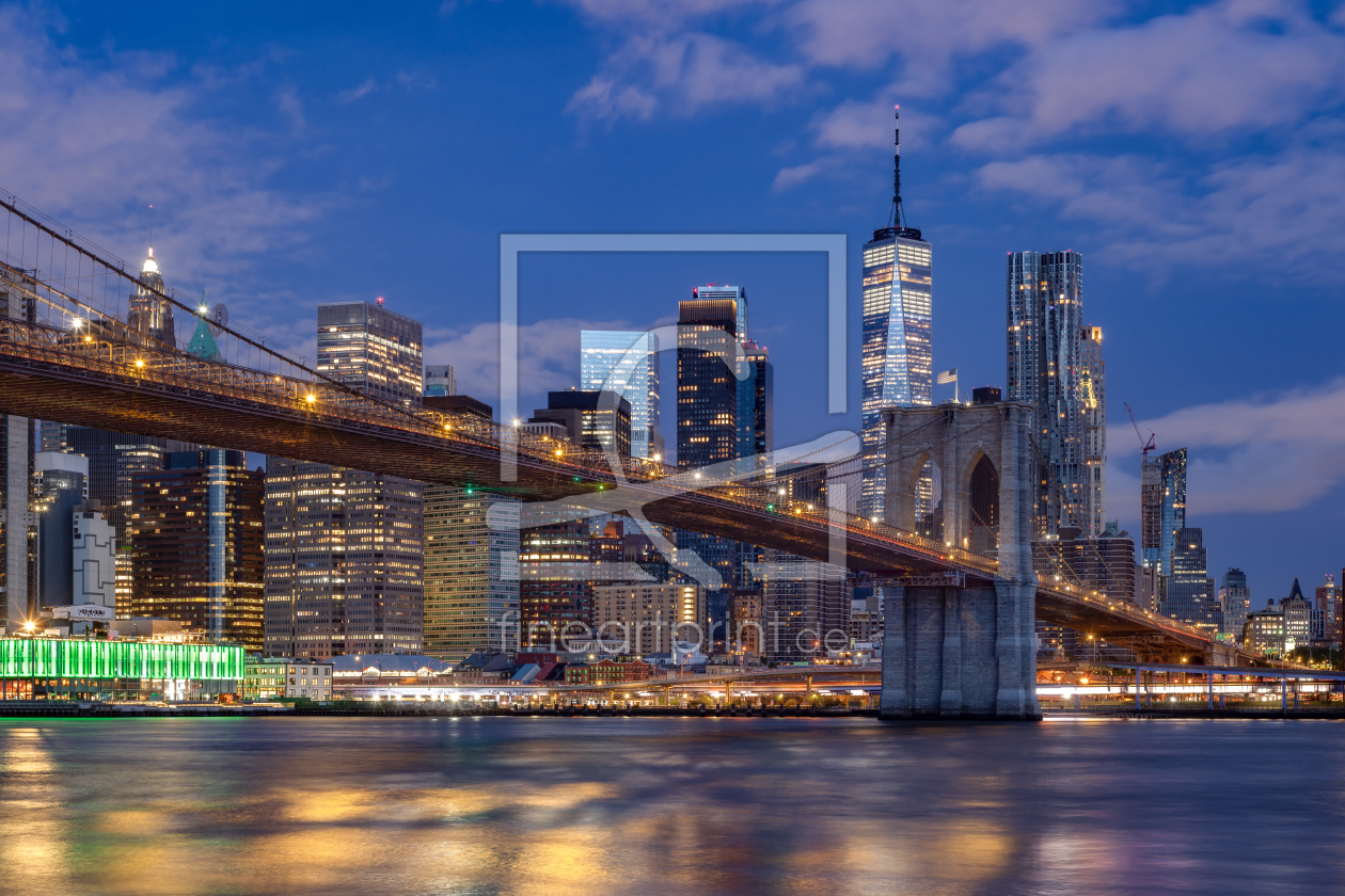 Bild-Nr.: 12887128 Brooklyn Bridge bei Nacht erstellt von eyetronic