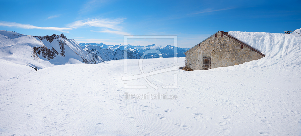 Bild-Nr.: 12888362 Winterlandschaft mit verschneiter Hütte erstellt von SusaZoom