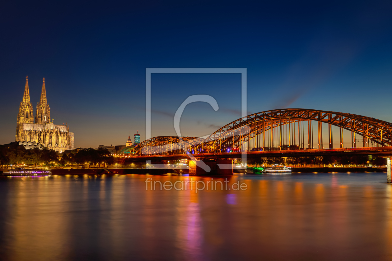 Bild-Nr.: 12889602 Köln bei Nacht - Blaue Stunde - Skyline erstellt von uh-Photography