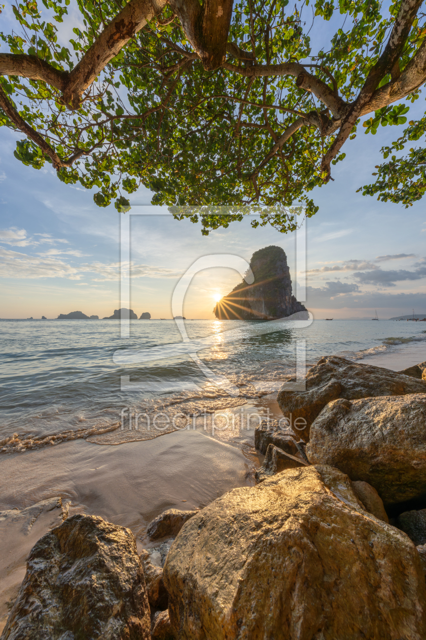 Bild-Nr.: 12893679 Ao Phra Nang Beach bei Sonnenuntergang erstellt von eyetronic