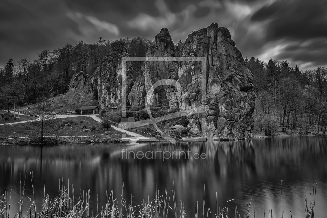 Bild-Nr.: 12895342 Externsteine in schwarz-weiß erstellt von uh-Photography