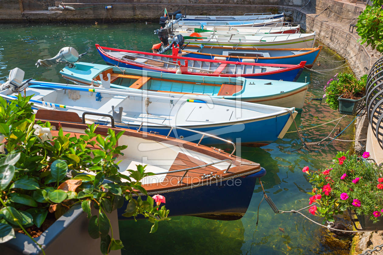 Bild-Nr.: 12896186 Boote im Hafen von Limone erstellt von SusaZoom