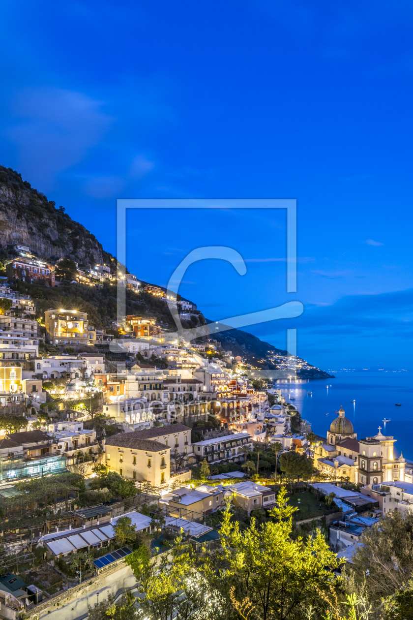 Bild-Nr.: 12902686 POSITANO Küstenharmonie in der Abenddämmerung erstellt von Melanie Viola