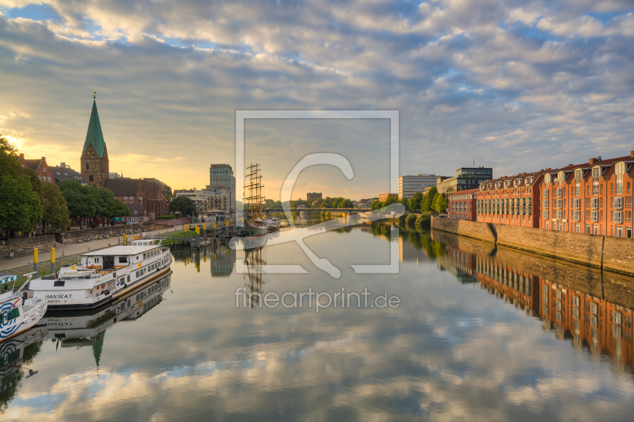 Bild-Nr.: 12911666 Blick über die Weser in Bremen im Morgenlicht erstellt von Michael Valjak
