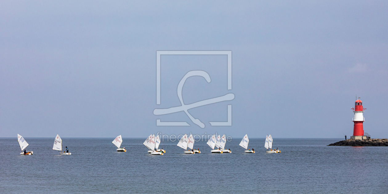 Bild-Nr.: 12915924 Optimist-Jollen in Warnemünde an der Ostsee erstellt von dieterich