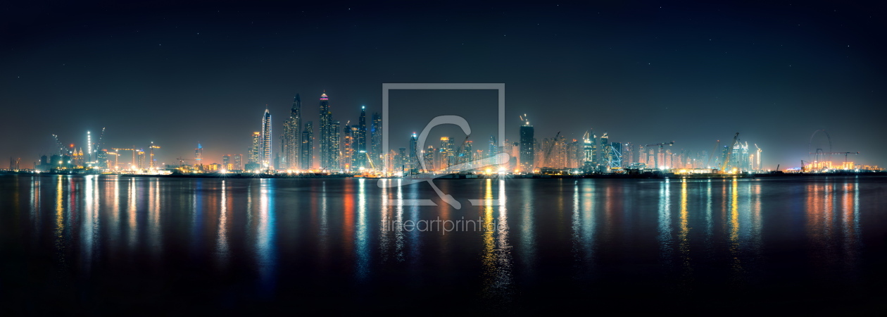 Bild-Nr.: 12916930 Blick auf die Skyline der Dubai Marina bei Nacht erstellt von Smileus