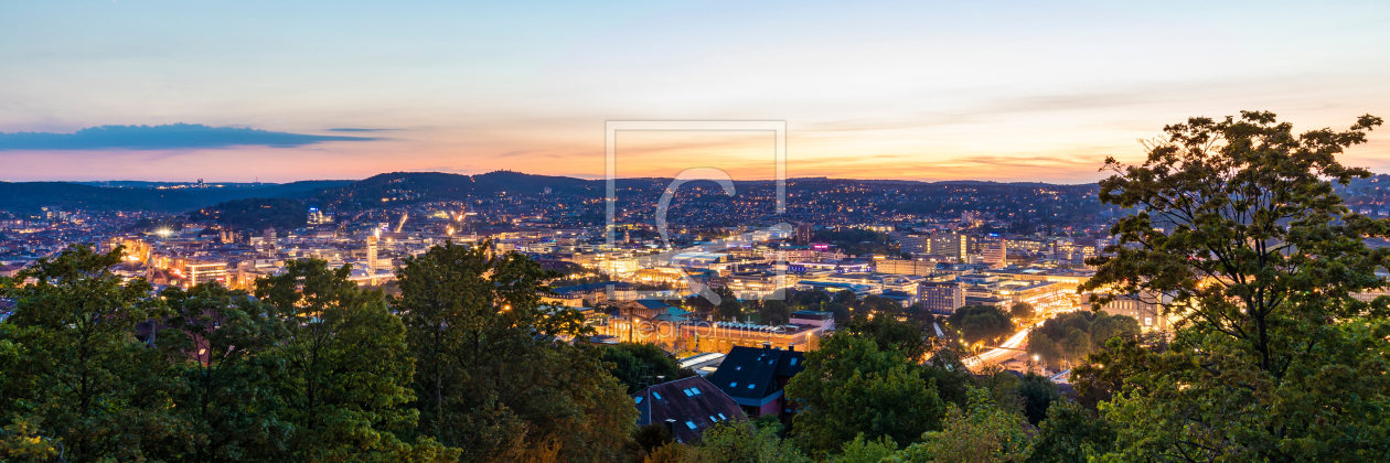Bild-Nr.: 12921314 Blick von der Uhlandshöhe auf Stuttgart bei Nacht erstellt von dieterich