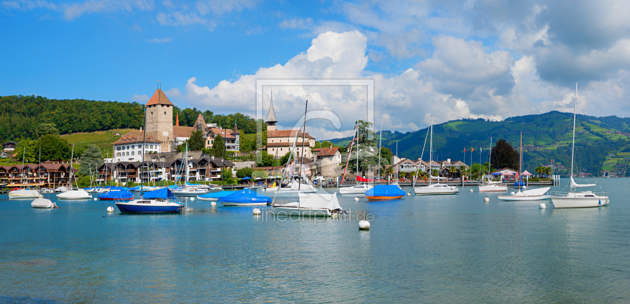 Bild-Nr.: 12933687 Spiezer Schloss und Hafen am Thunersee erstellt von SusaZoom