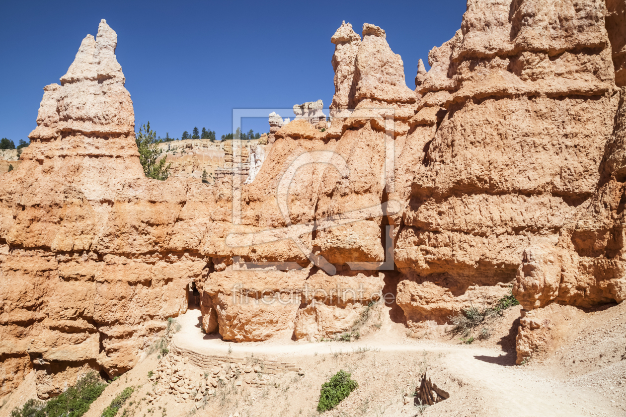 Bild-Nr.: 12933774 BRYCE CANYON Weg durch die Hoodoos erstellt von Melanie Viola
