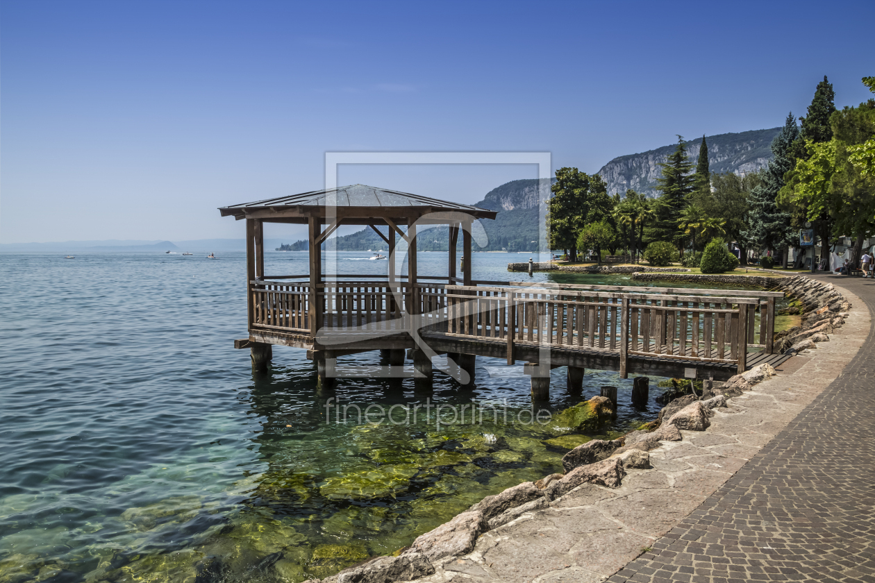 Bild-Nr.: 12935220 GARDASEE Uferpromenade von Garda  erstellt von Melanie Viola