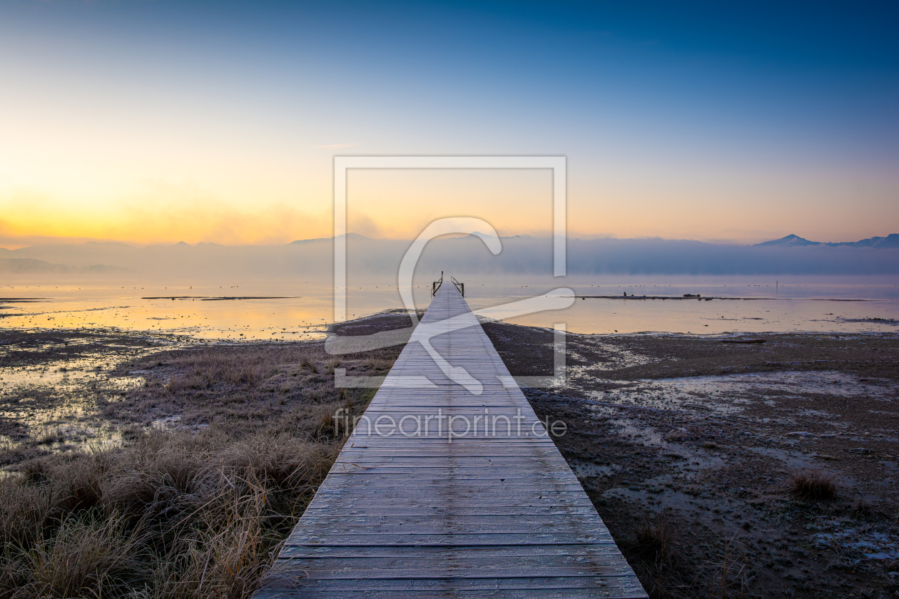 Bild-Nr.: 12937813 Morgendämmerung am Chiemsee im Winter erstellt von Martin Martin Wasilewski