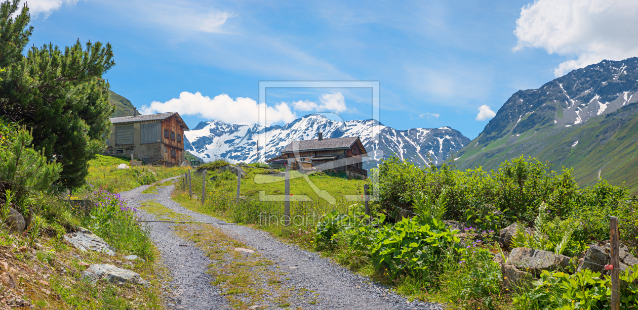 Bild-Nr.: 12937993 Idyllischer Wanderweg im Dischmatal erstellt von SusaZoom