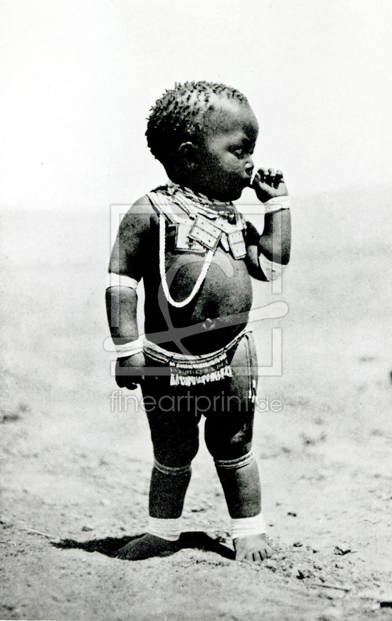 Bild-Nr.: 31001892 Zulu Girl Sucking First Finger Bild-Nr.: 31001892 Zulu Girl Sucking First Finger erstellt von Unbekannte Fotografen