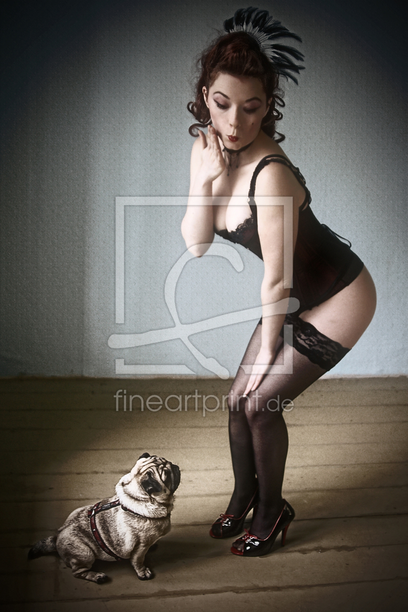 Bild-Nr.: 9694572 Pinup mit Mops erstellt von Susanne Güttler