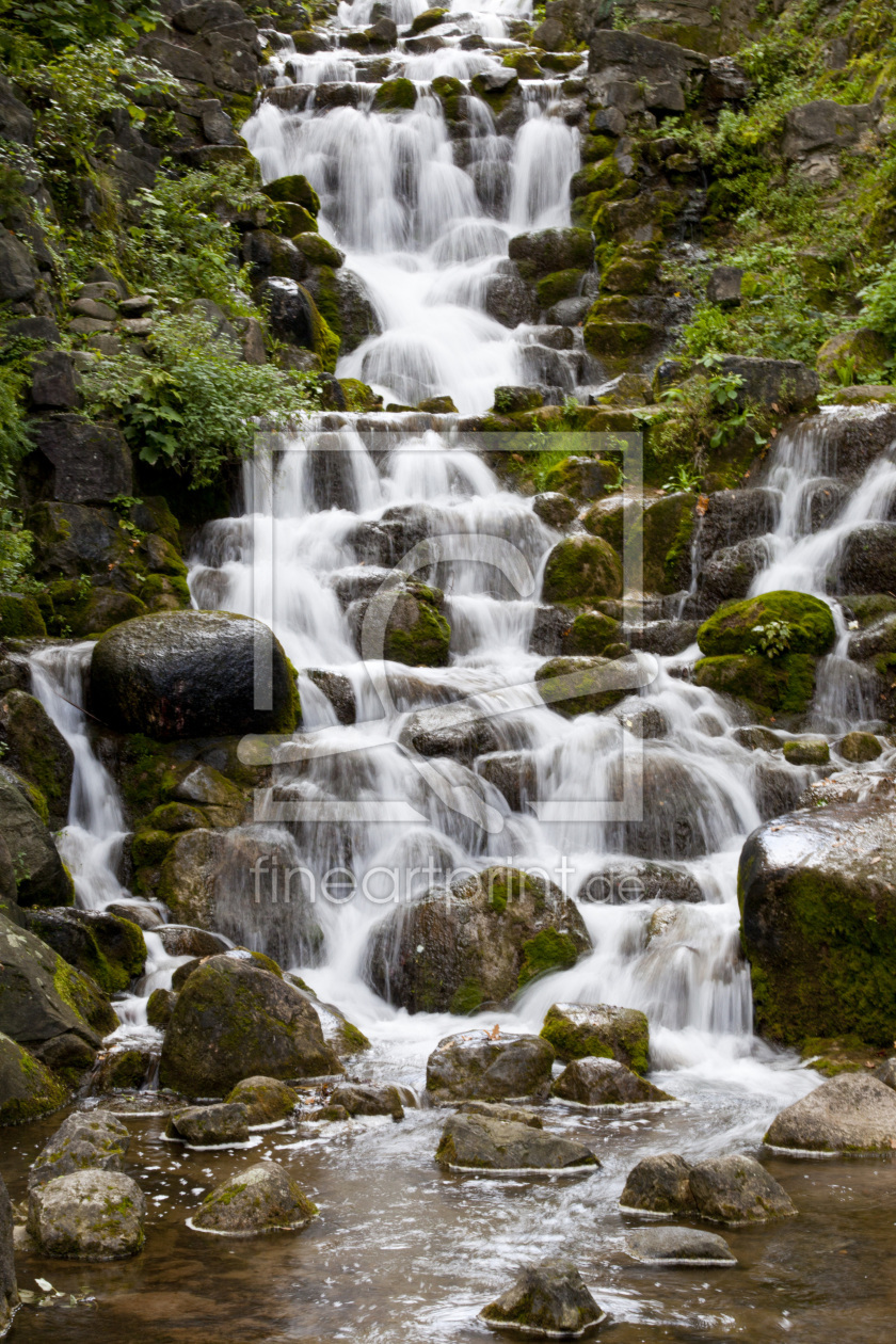 Bild-Nr.: 9797588 Ein Wasserfall erstellt von foto-download24