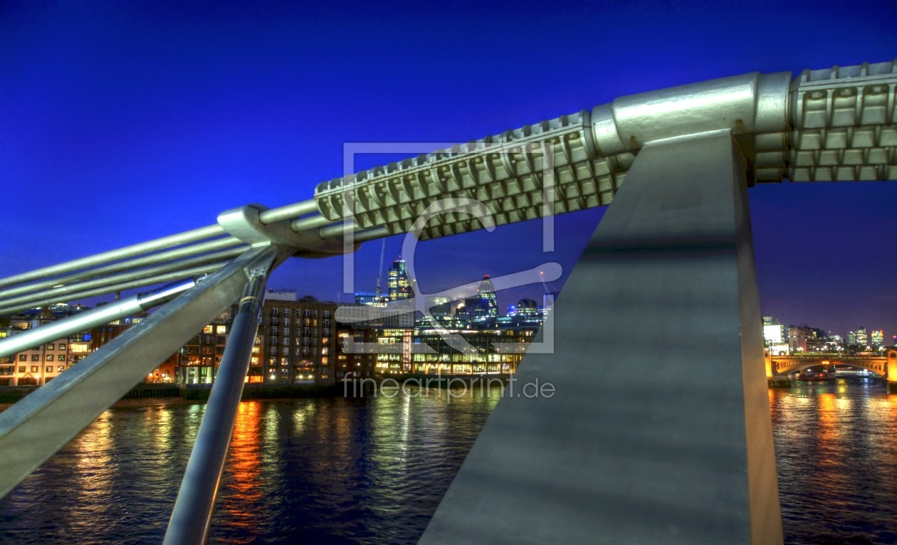 Bild-Nr.: 9939733 London Skyline Millenium Bridge erstellt von rbrts