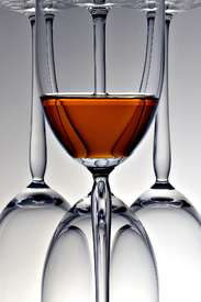 Glass symmetry/9538472