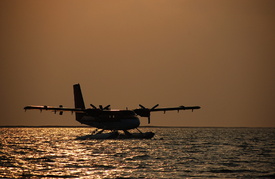 Wasserflugzeug im Sonnenuntergang/9539482