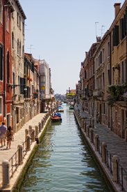 Wasserstraße in Venedig III/9984498