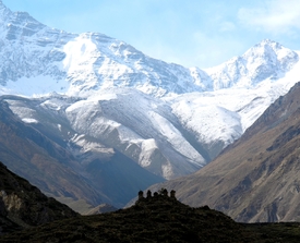 Gebetssteine im Schatten des Annapurna/10879258