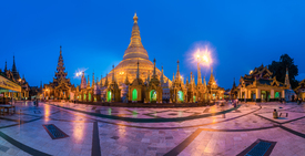 Burma - Shwedagon Pagode in Yangon zur blauen Stunde/11360916