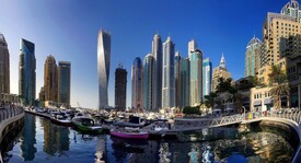 Dubai Marina mit Hochhäusern Panorama/11634811