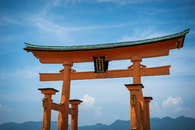 Miyajima the famous Floating Tori/11703796