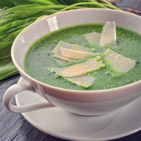 Wild garlic soup with parmesan/11714226