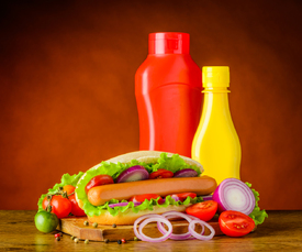 Hot dog mit Ketchup und Senf/11917205