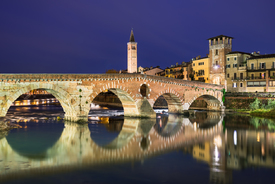 Ponte Pietra in Verona/12081947