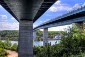 Blick auf die Kieler Nord Ostsee Kanalbrücke/12263435
