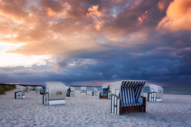 Strandkörbe am Ostseestrand/12734172