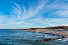 Strand mit Buhnen in der Nähe von Graal-Müritz/12757567