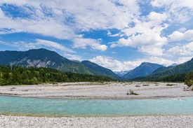 Der Fluss Isar bei Wallgau in Bayern/12758675