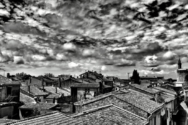über dern Dächern von Aigues Mortes/12826717