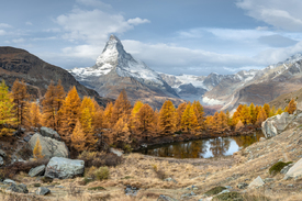 Matterhorn und Grindjisee im Herbst/12847447