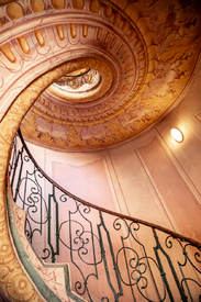 Upstairs/12910538