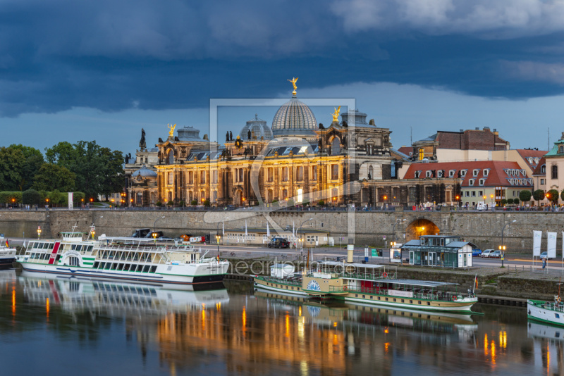 frei wählbarer Bildausschnitt für Ihr Bild auf Fensterfolie